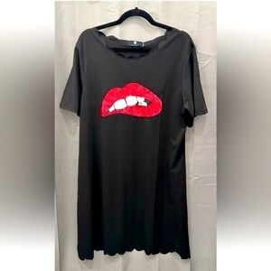 NWT Nino Balcutti Dress Women's T Shirt Dress Black Sequins Red Lips Scalloped